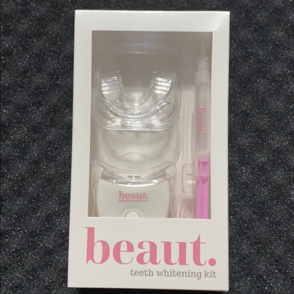 Beauty beautyCo. The original glam smile kit